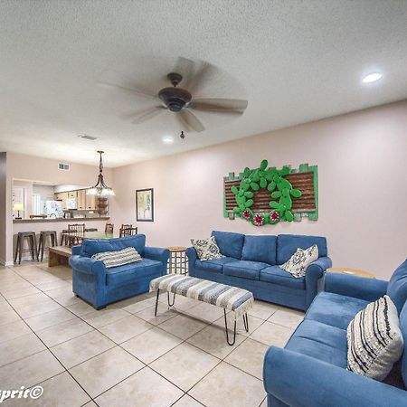 The Iron Cactus Condo On The Comal Cw C102 نيو بروانفيلز المظهر الخارجي الصورة