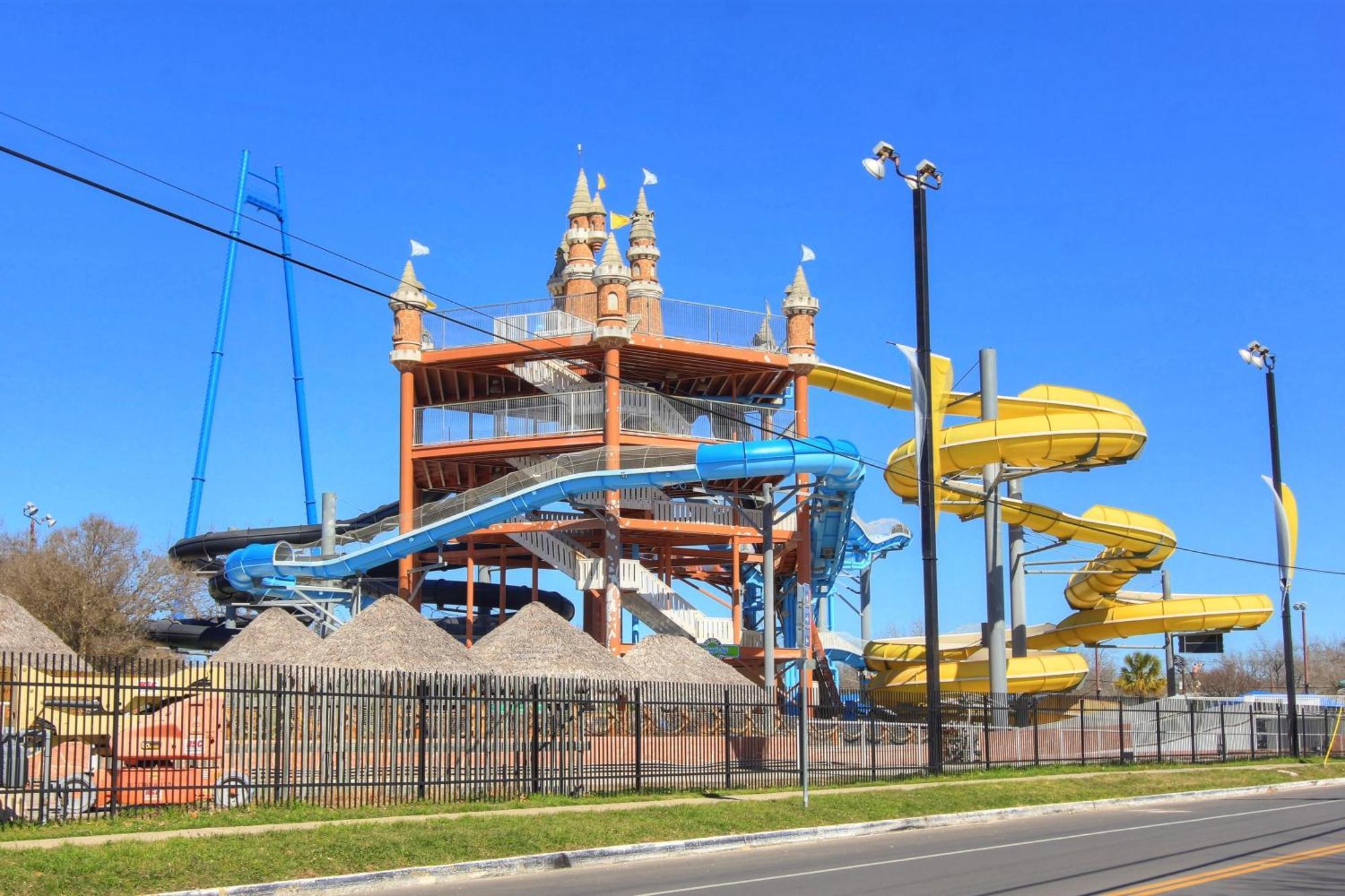 The Iron Cactus Condo On The Comal Cw C102 نيو بروانفيلز المظهر الخارجي الصورة